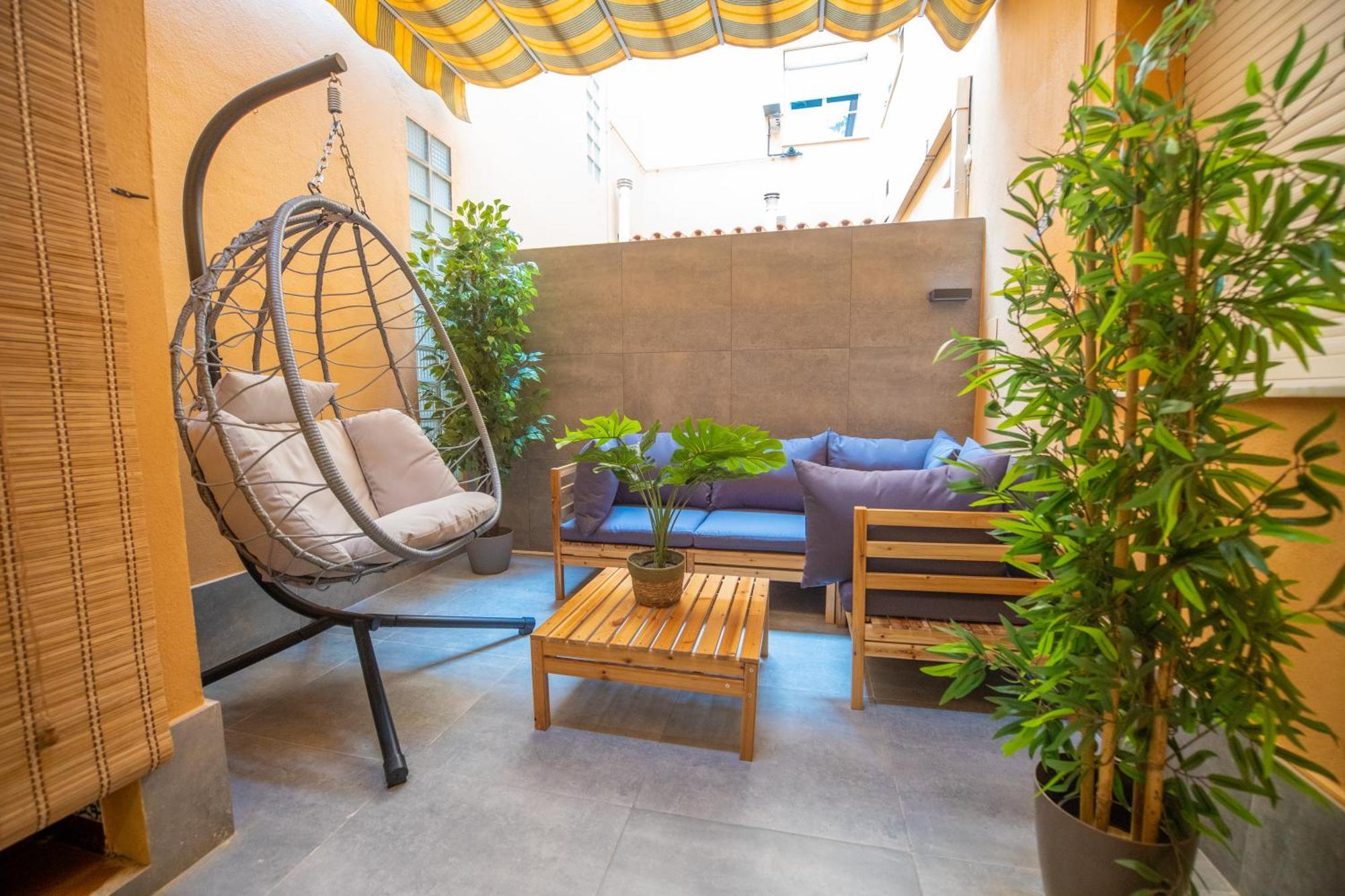 Prensa & Nice Courtyard By Ele Apartments Málaga Exterior foto